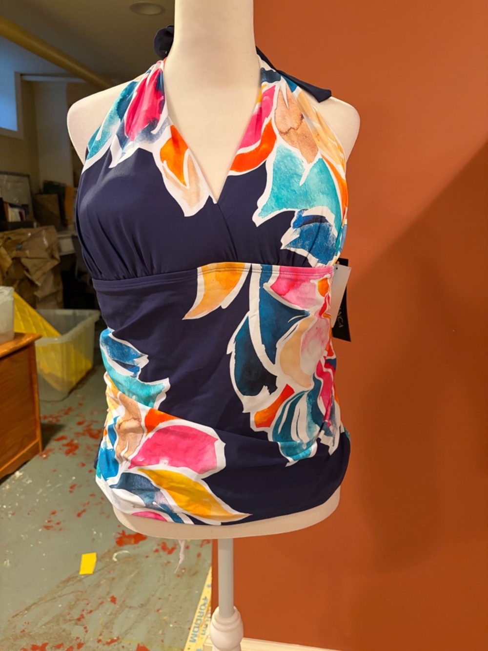 La Blanca Navy Halter Tankini Top with Multicolor Floral Print NWT - Picture 2 of 5